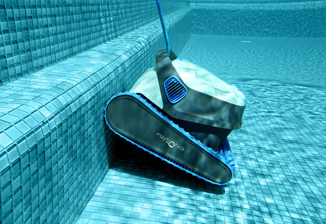 Best Robotic Pool Cleaners under $500